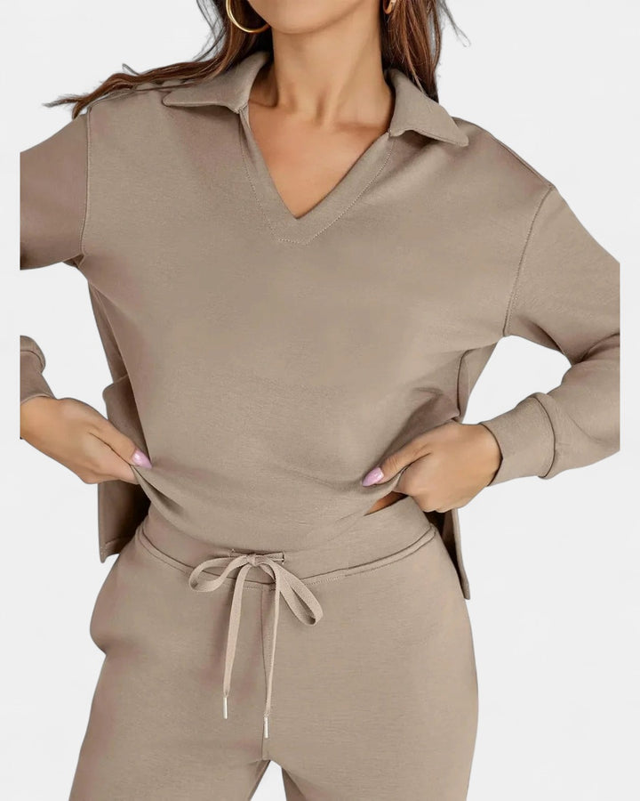 RENÉE | Cozy Minimalist Two-Piece Set