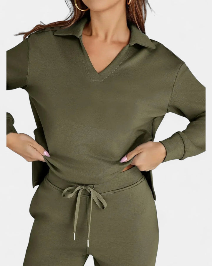 RENÉE | Cozy Minimalist Two-Piece Set