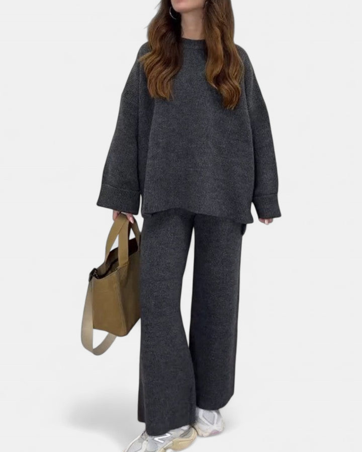 DELILAH | Comfy Two-Piece Set