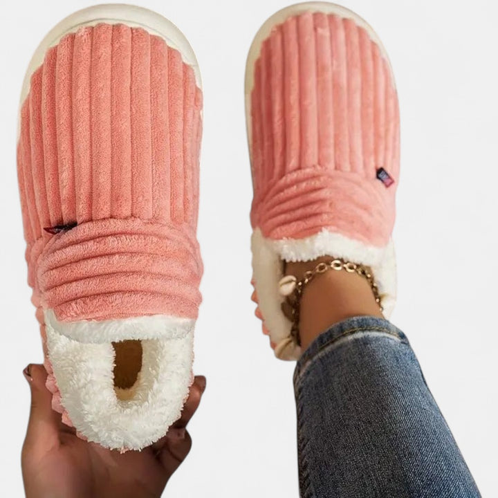 LYSSA | Plush Comfort Slippers