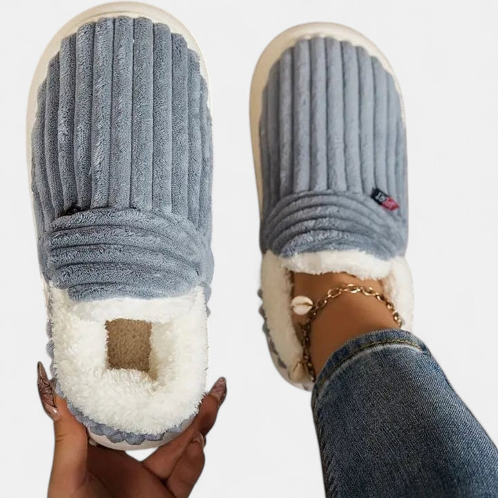 LYSSA | Plush Comfort Slippers