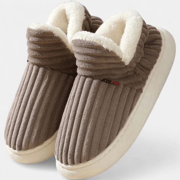 LYSSA | Plush Comfort Slippers