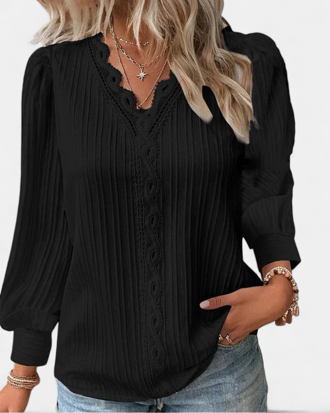RENATA | Classic Pleated Top