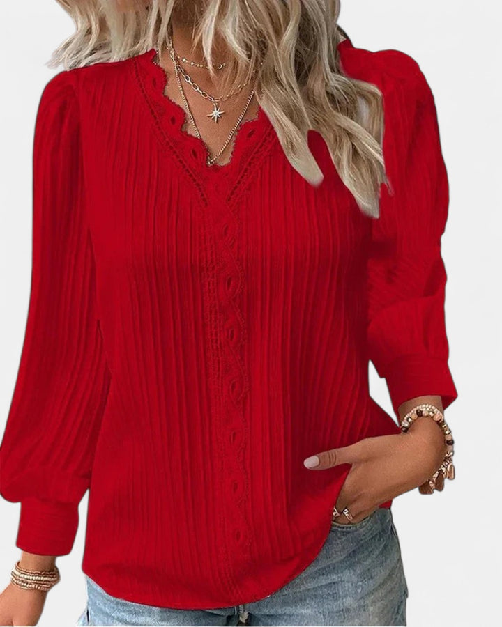 RENATA | Classic Pleated Top