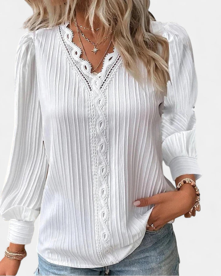 RENATA | Classic Pleated Top