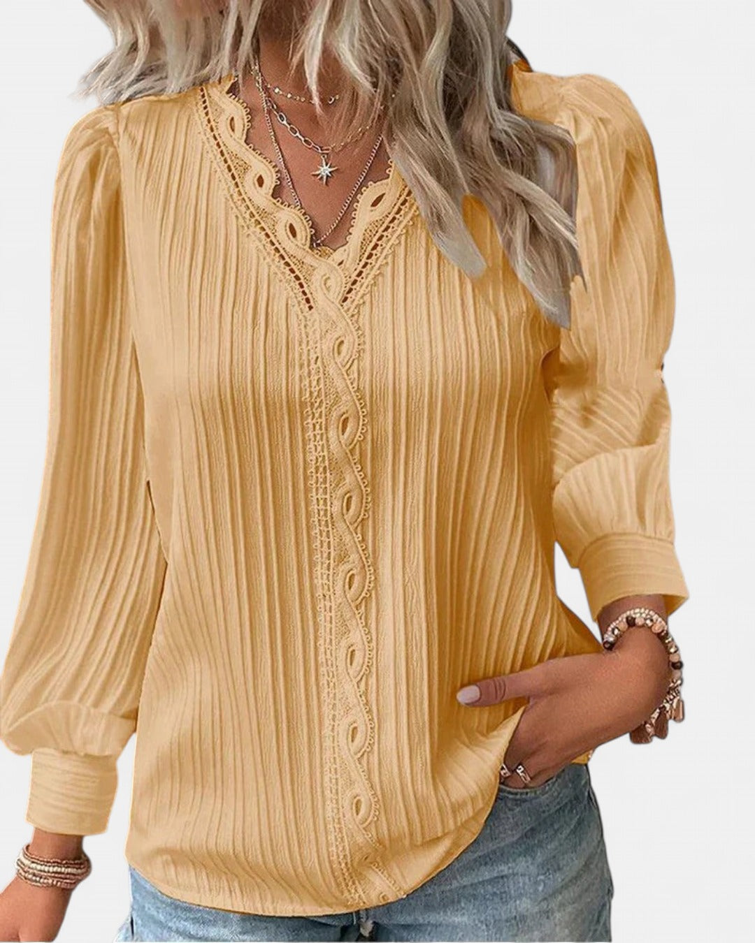 RENATA | Classic Pleated Top