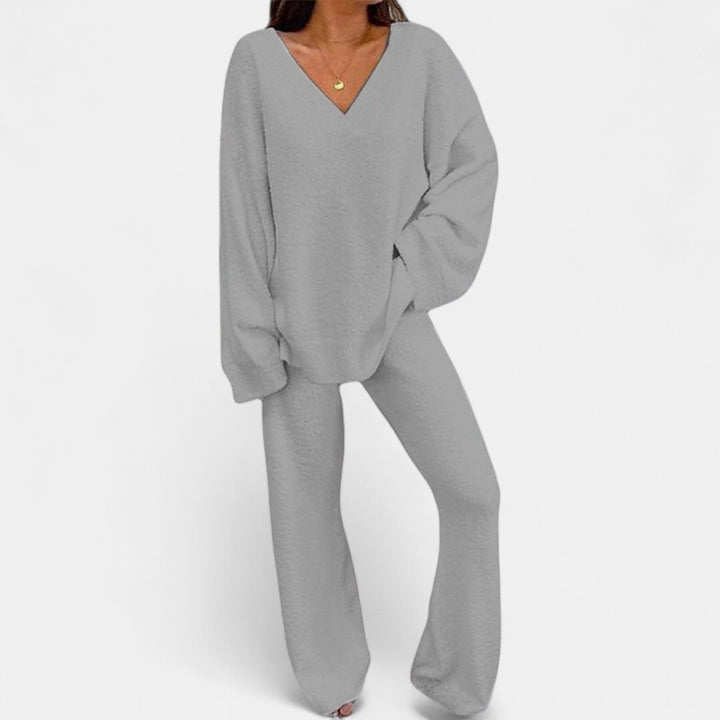 JACE | Women's 2-Piece Lounge Set with V-Neck Top & Wide Leg Pants