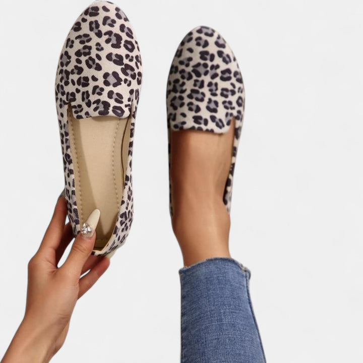 MIA | Women Solid Color Pointed Toe Slip On Flat Shoes
