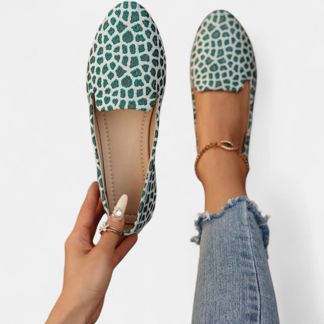 MIA | Women Solid Color Pointed Toe Slip On Flat Shoes