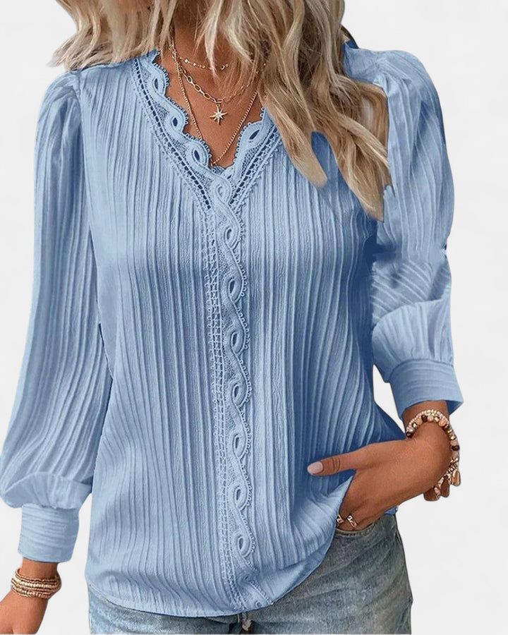 RENATA | Classic Pleated Top