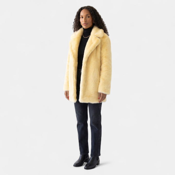 Women's Oversized Faux Fur Coat, Mid Thigh Wide Notched Lapel