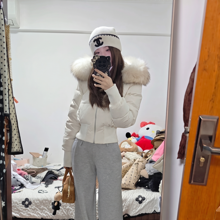 Off White